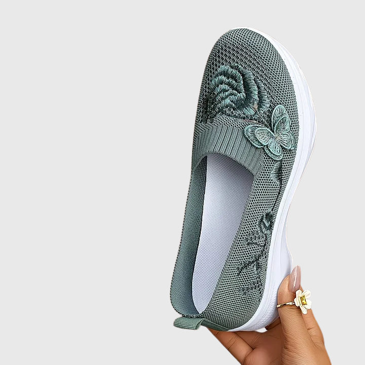 Leetha - Schmetterlingsgestickte Slipper