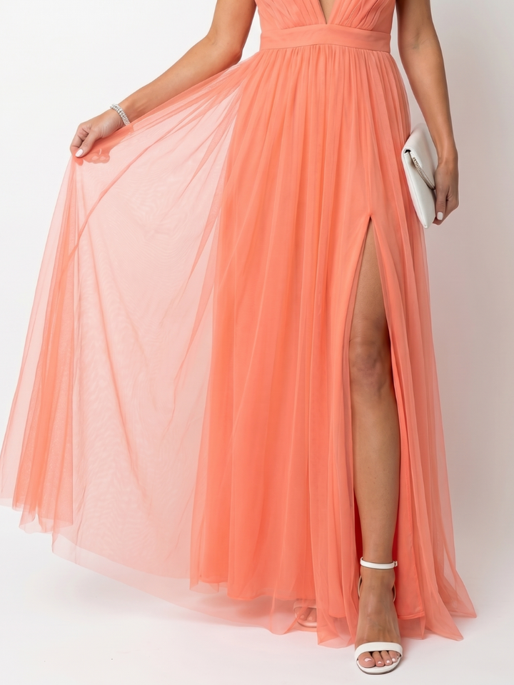 Tia - Maxikleid mit tiefem V-Ausschnitt und Falten
