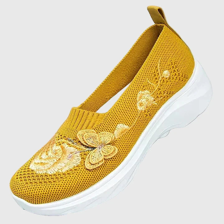 Leetha - Schmetterlingsgestickte Slipper
