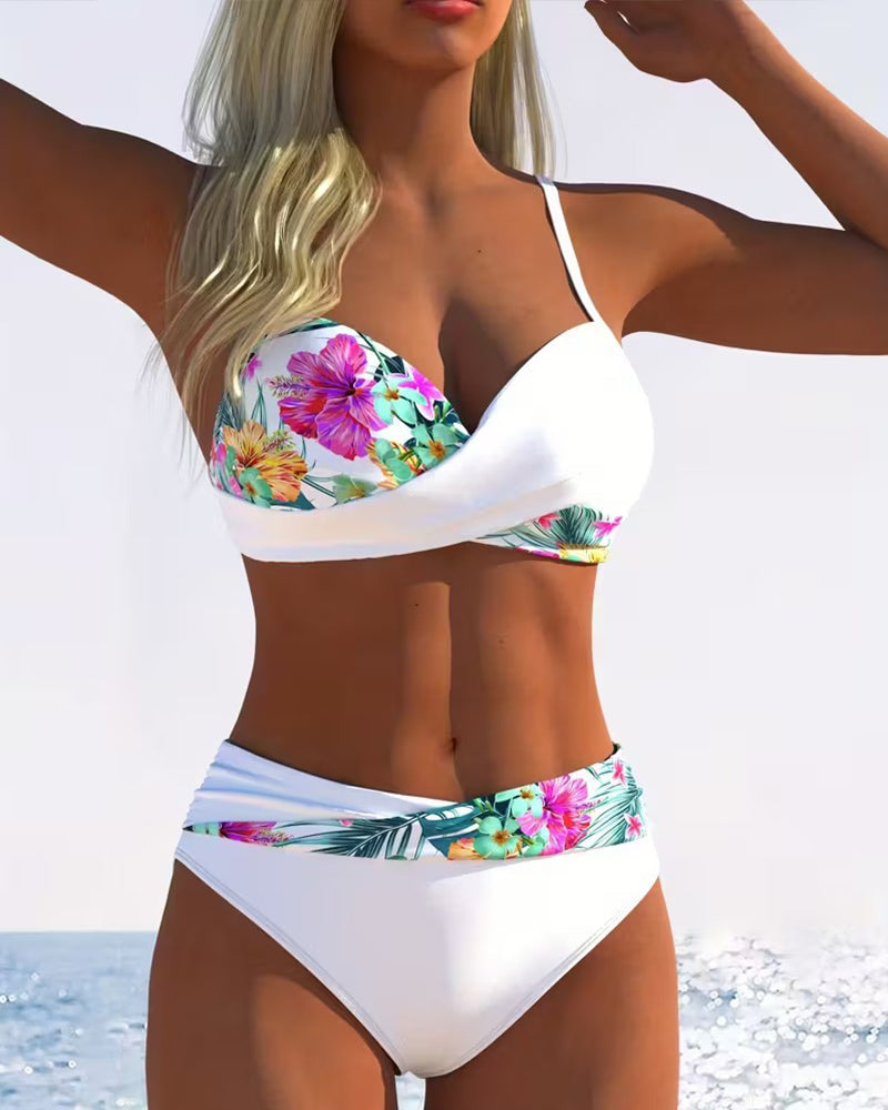 Ladina - Bikini-Bralette im Kontrast