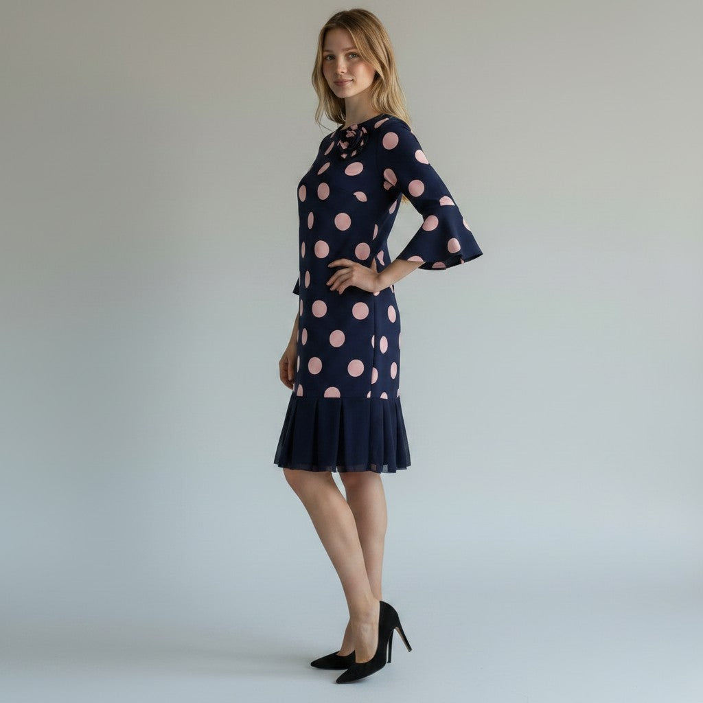 Odette |  Festkleid mit Punktmuster und Volant-Saum