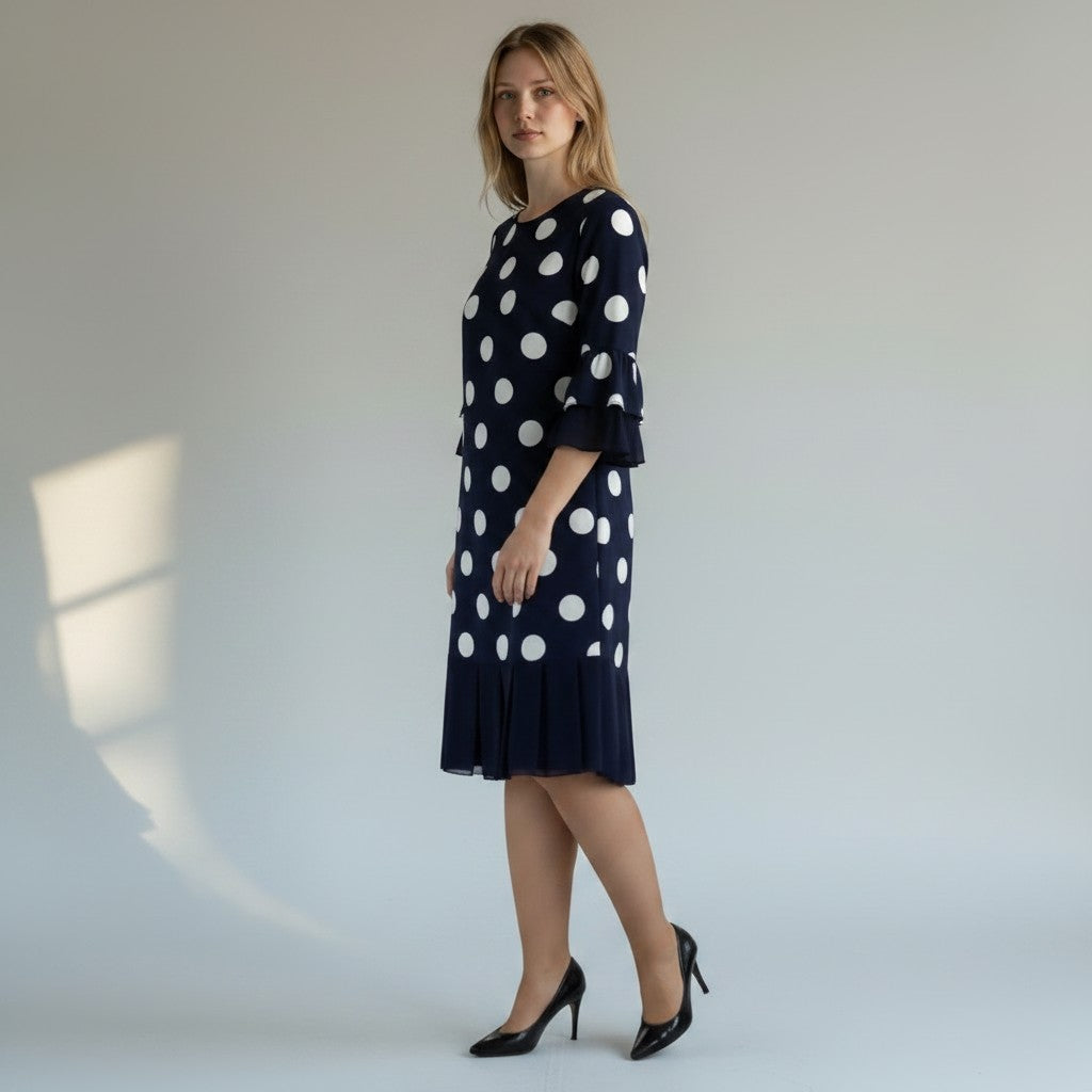Odette |  Festkleid mit Punktmuster und Volant-Saum